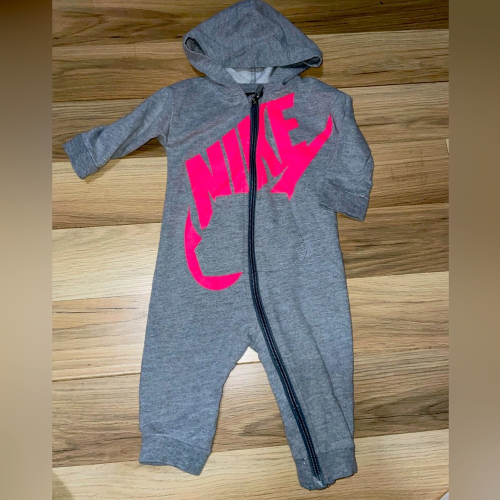 NIKE gray/pink zipper hoodie onesie